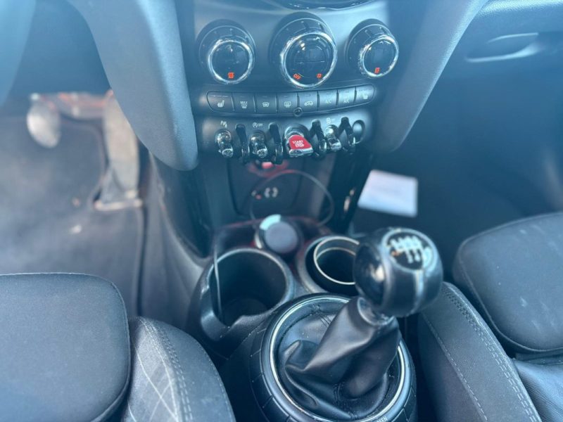 MINI COOPER SD 170 CH 2017