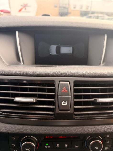 B.M.W. X1 SDRIVE18DA 143CH LOUNGE - ENTRETIEN ET RÉVISION OK- GARANTIE 12 MOIS NATIONALE