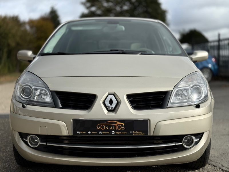 RENAULT Mégane Scénic 1.9 dCi 130 FAP Privilège – Boîte Auto/ Radar Ar / Révisée & Garantie 6 mois. 