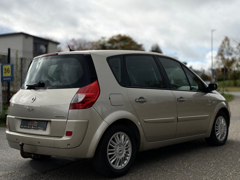 RENAULT Mégane Scénic 1.9 dCi 130 FAP Privilège – Boîte Auto/ Radar Ar / Révisée & Garantie 6 mois. 