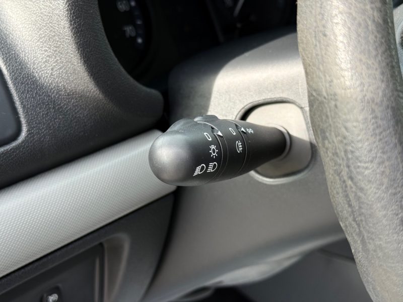 RENAULT CLIO 1.2 16V 75CH CAMPUS AUTHENTIQUE  