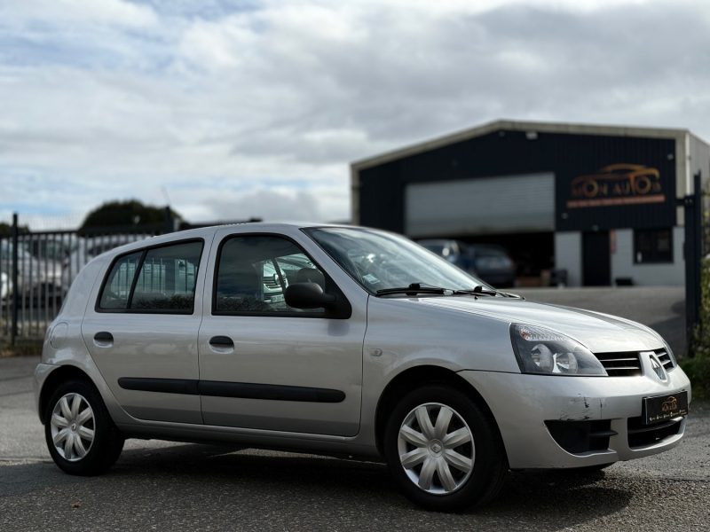 RENAULT CLIO 1.2 16V 75CH CAMPUS AUTHENTIQUE  