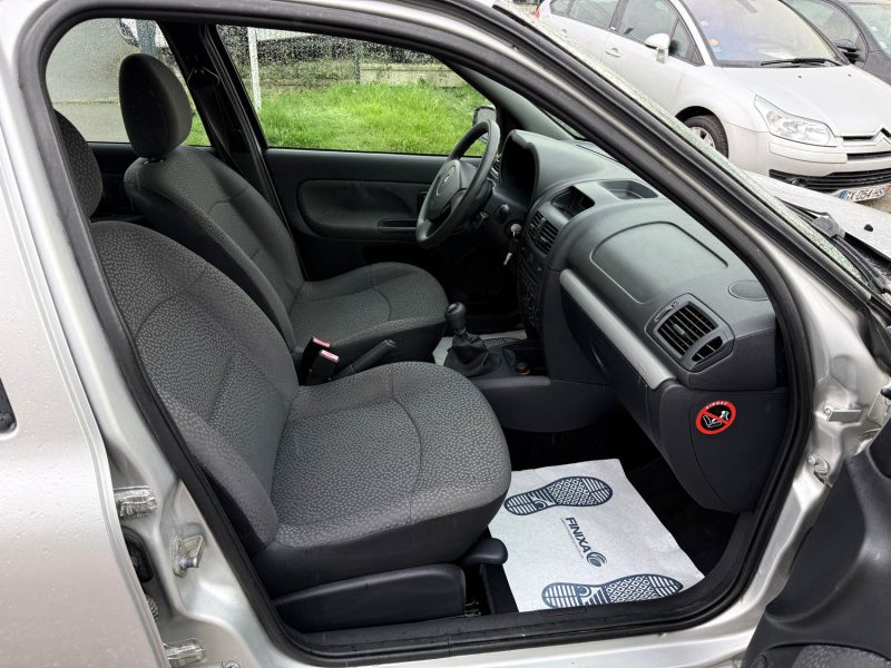 Renault Clio 2 Campus 1.2 16V 75ch – Révisée & Garantie 6 mois – 1ère Main – Régulateur – Idéal Jeun