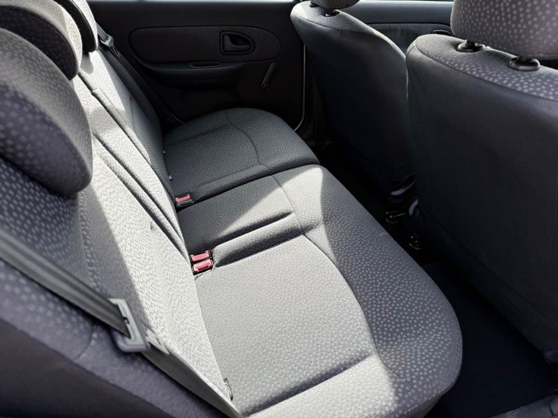 RENAULT CLIO 1.2 16V 75CH CAMPUS AUTHENTIQUE  