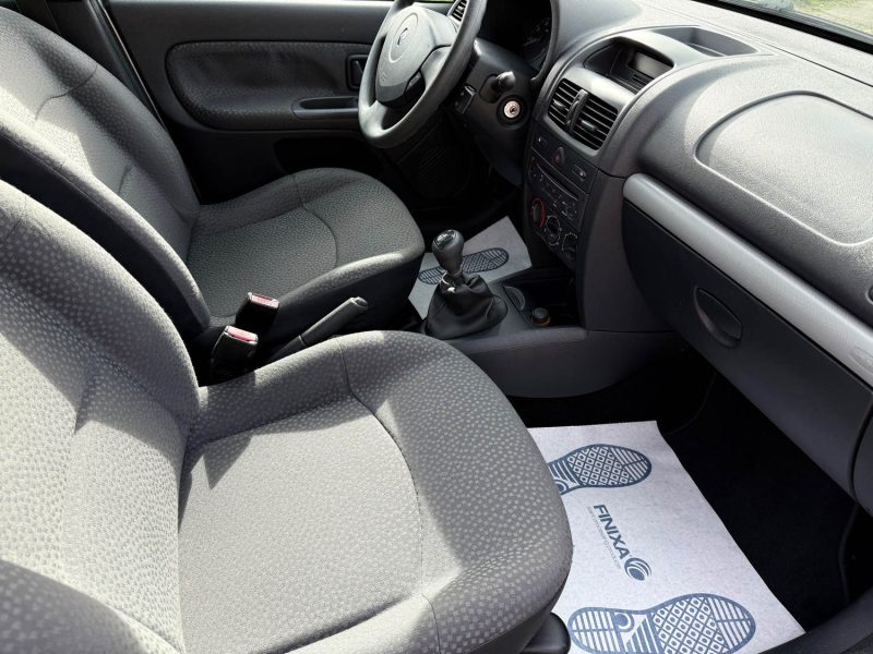 RENAULT CLIO 1.2 16V 75CH CAMPUS AUTHENTIQUE  