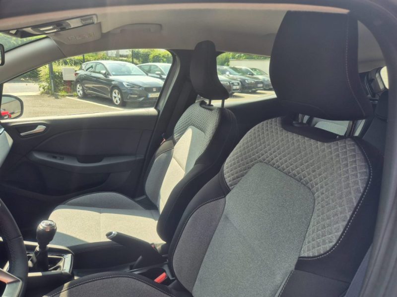 RENAULT  CLIO  1.0I - 12V TURBO TCE 90 2025