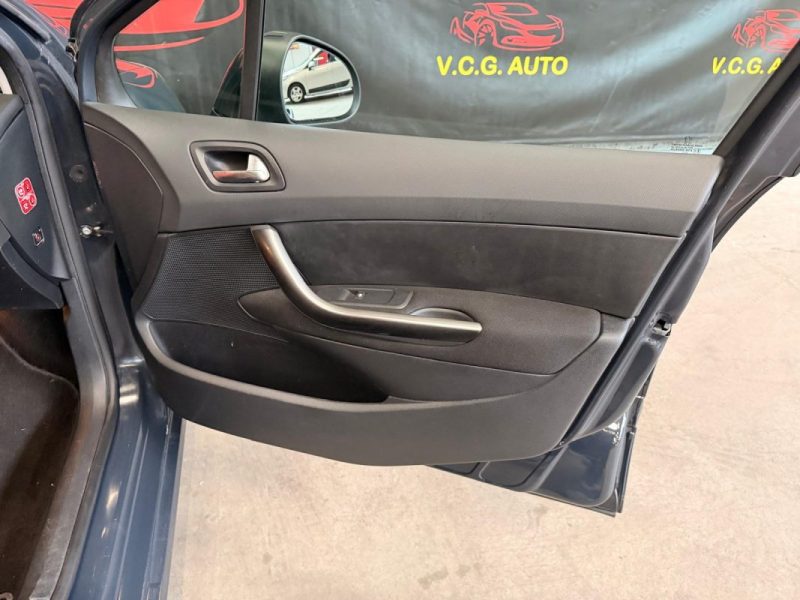 PEUGEOT 308 SW 1.6 THP 156 Feline 