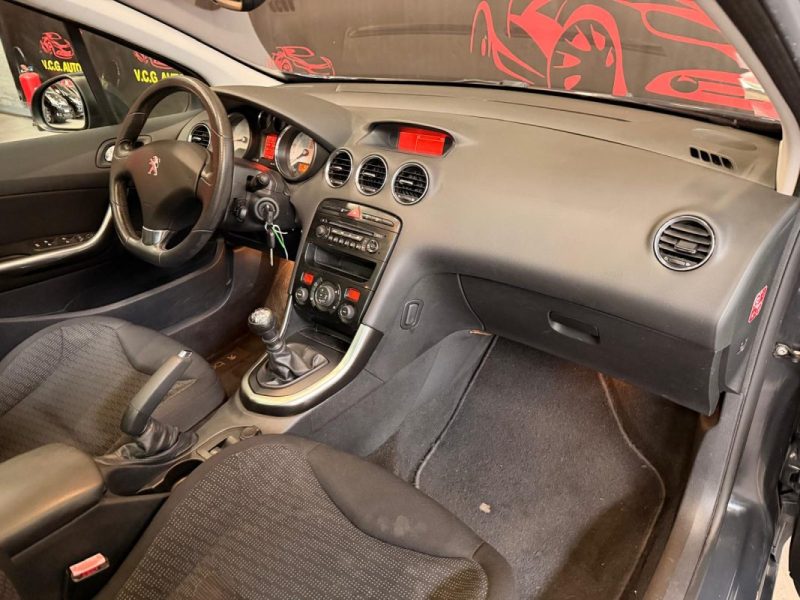 PEUGEOT 308 SW 1.6 THP 156 Feline 