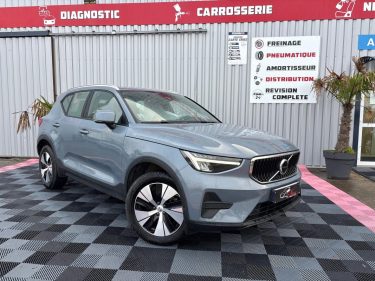 VOLVO XC40 B3 MOMENTUM 2.0 163CV BVA FAIBLE KILOMETRAGE GARANTIE 12 MOIS