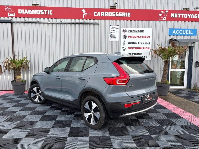 VOLVO XC40 B3 MOMENTUM 2.0 163CV BVA FAIBLE KILOMETRAGE GARANTIE 12 MOIS