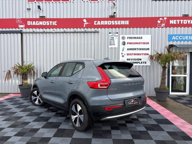 VOLVO XC40 B3 MOMENTUM 2.0 163CV BVA FAIBLE KILOMETRAGE GARANTIE 12 MOIS