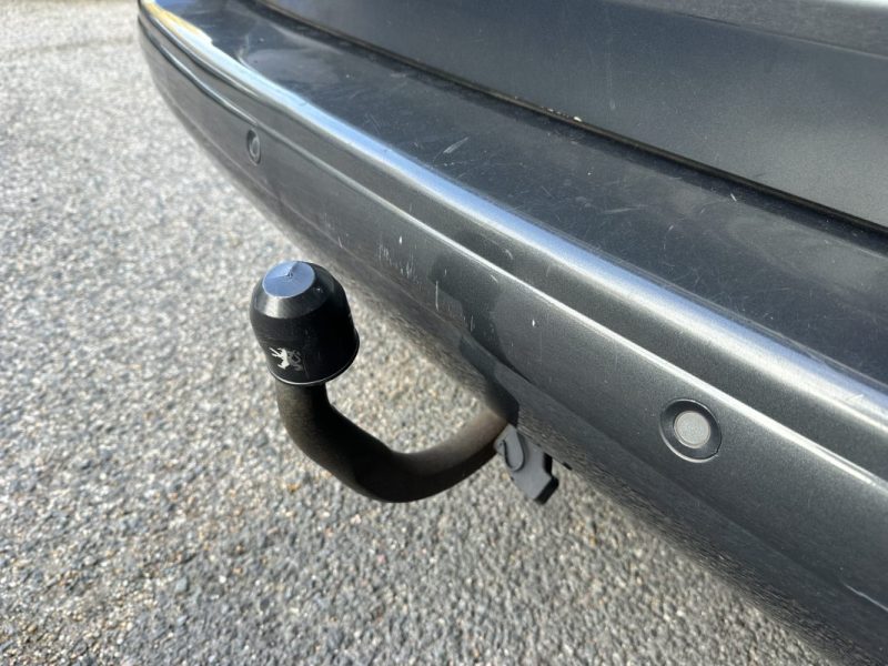 PEUGEOT 5008 1.6 THP 16V ALLURE BVA 156CH 7 PLACES 