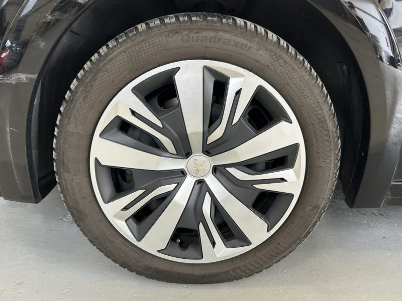 PEUGEOT E-208  ELECTRIQUE 100 Kw 136cv / ACTIVE CARPLAY 5P