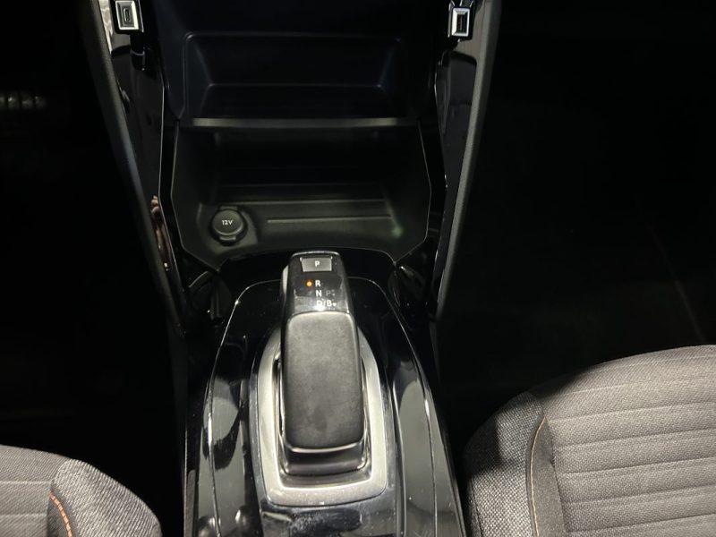 PEUGEOT E-208  ELECTRIQUE 100 Kw 136cv / ACTIVE CARPLAY 5P