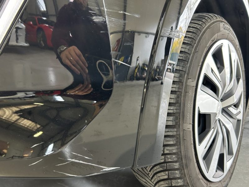 PEUGEOT E-208  ELECTRIQUE 100 Kw 136cv / ACTIVE CARPLAY 5P