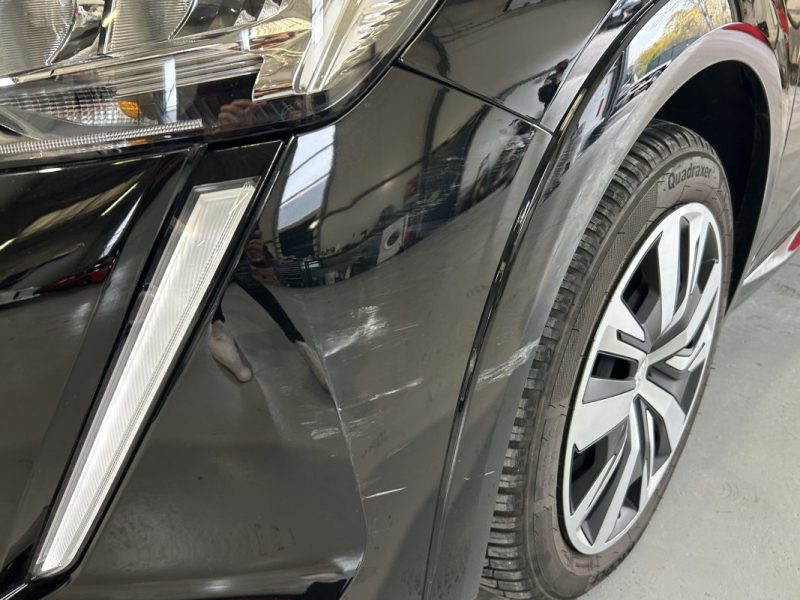 PEUGEOT E-208  ELECTRIQUE 100 Kw 136cv / ACTIVE CARPLAY 5P