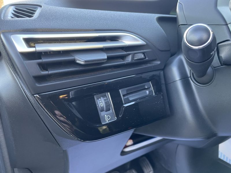 Citroën Grand C4 Spacetourer 1.5 BlueHDi 130 Shine Pack EAT8 • 7 Places • 2019