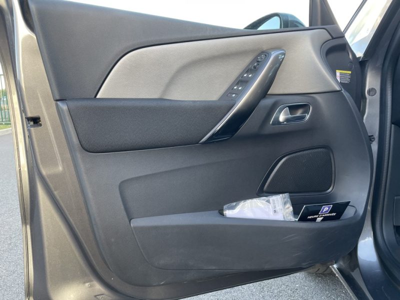 Citroën Grand C4 Spacetourer 1.5 BlueHDi 130 Shine Pack EAT8 • 7 Places • 2019