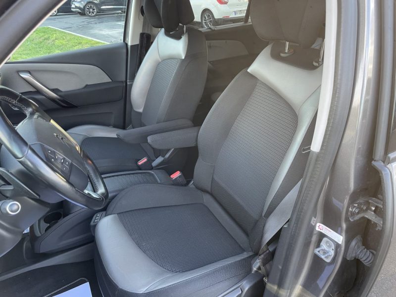 Citroën Grand C4 Spacetourer 1.5 BlueHDi 130 Shine Pack EAT8 • 7 Places • 2019