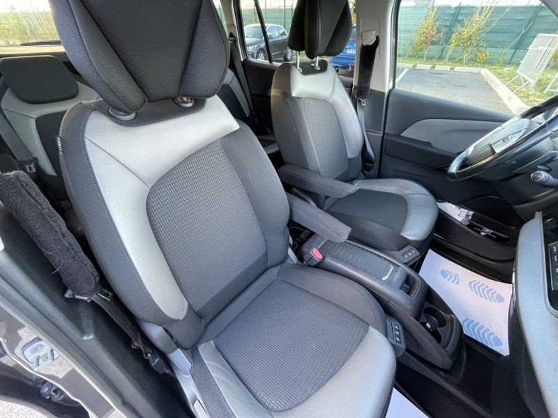 Citroën Grand C4 Spacetourer 1.5 BlueHDi 130 Shine Pack EAT8 • 7 Places • 2019