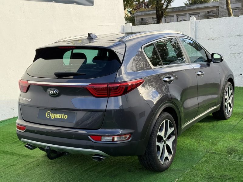 KIA SPORTAGE 2.0 CRDI 136 CV  ISG ACTIVE 4X2 GT LINE / ATTELAGE / ORIGINE FRANCE  2016