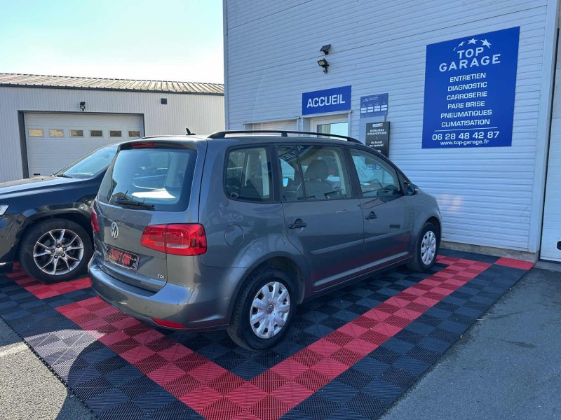 VOLKSWAGEN TOURAN 5 PLACE TDI 