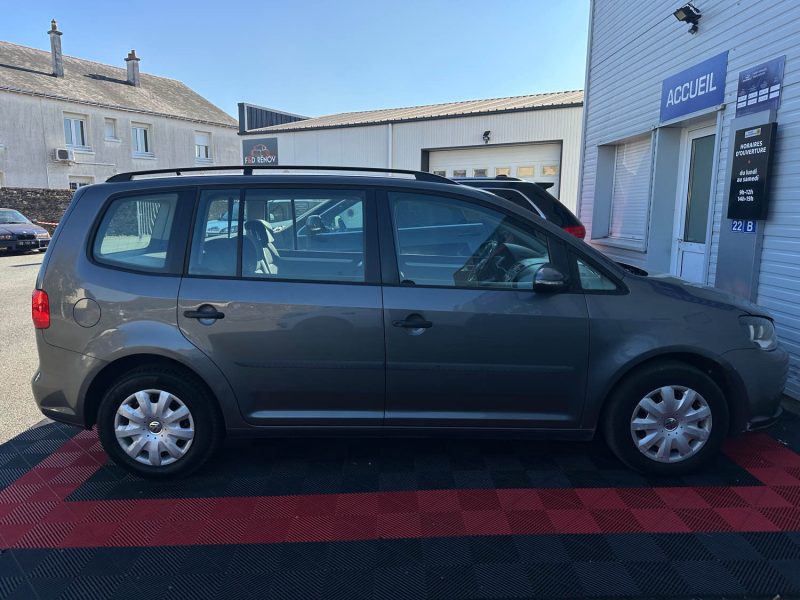 VOLKSWAGEN TOURAN 5 PLACE TDI 