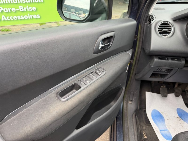 PEUGEOT 3008 MONOSPACE 1.6 HDI 1560CM3 112CV  2012