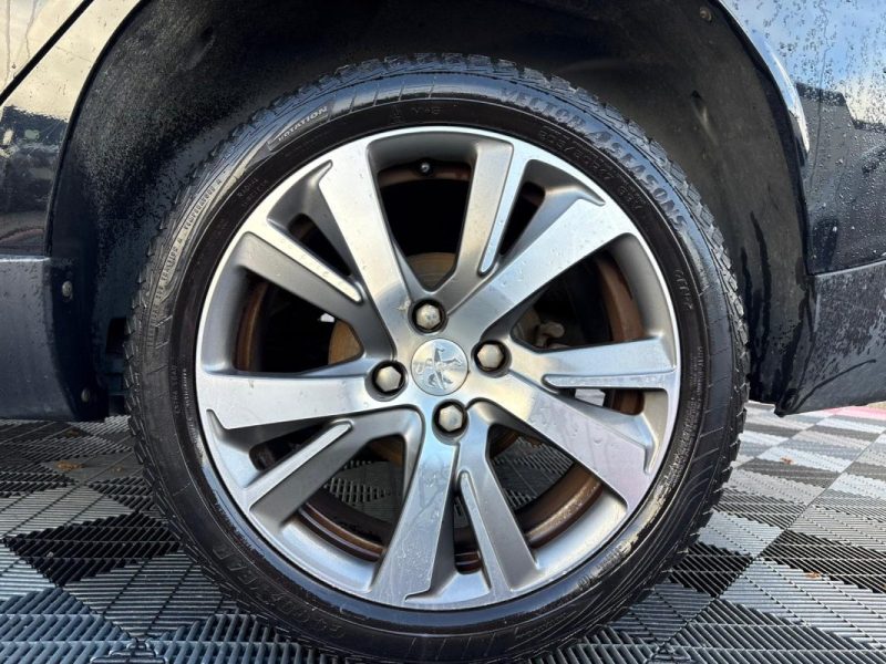 PEUGEOT 2008 1.6 E-HDI FELINE 115CV GARANTIE 12 MOIS 