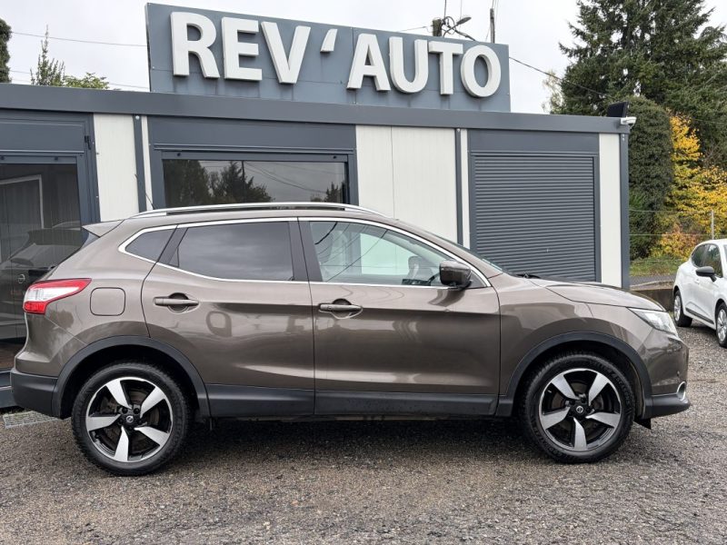 Nissan Qashqai dCi 110ch Connect Edition Camera 360 / Toit panoramique / GPS / Ecran tactile 93.000 