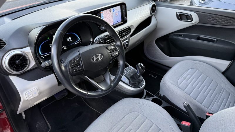 HYUNDAI I10 1.0 67CH ECO /  BOITE AUTO FINITION CREATIVE / CARPLAY / CAMÉRA DE RECUL 2023