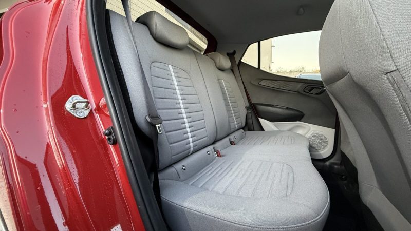 HYUNDAI I10 1.0 67CH ECO /  BOITE AUTO FINITION CREATIVE / CARPLAY / CAMÉRA DE RECUL 2023