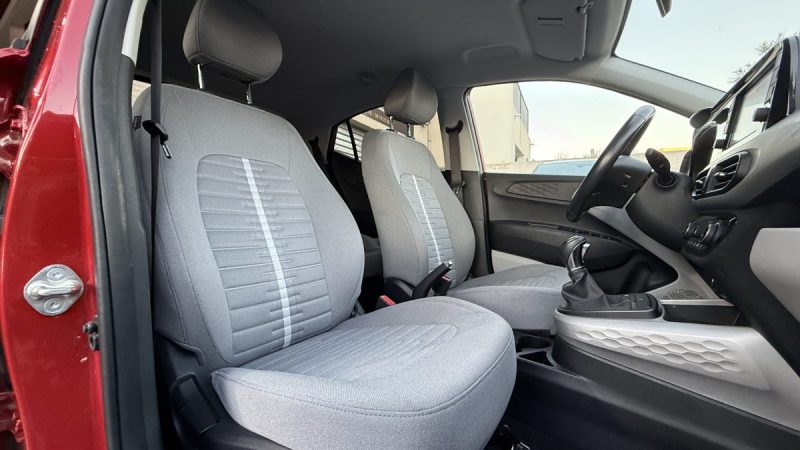 HYUNDAI I10 1.0 67CH ECO /  BOITE AUTO FINITION CREATIVE / CARPLAY / CAMÉRA DE RECUL 2023