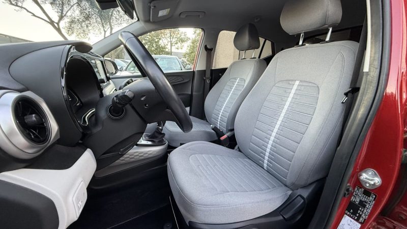 HYUNDAI I10 1.0 67CH ECO /  BOITE AUTO FINITION CREATIVE / CARPLAY / CAMÉRA DE RECUL 2023