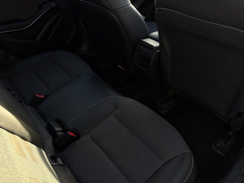 MERCEDES GLA 200 2.2 CDI 136ch 🚙📘 1ère main 🧾 Suivi complet / Toit ouvrant 🌞 / Garantie 6 mois