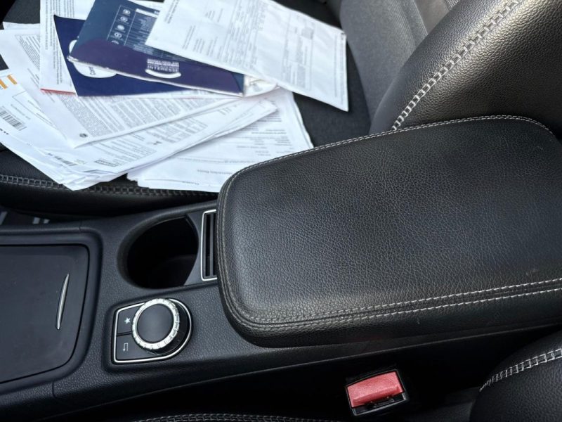 MERCEDES GLA 200 2.2 CDI 136ch 🚙📘 1ère main 🧾 Suivi complet / Toit ouvrant 🌞 / Garantie 6 mois