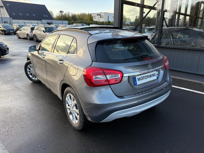 MERCEDES GLA 200 2.2 CDI 136ch 🚙📘 1ère main 🧾 Suivi complet / Toit ouvrant 🌞 / Garantie 6 mois