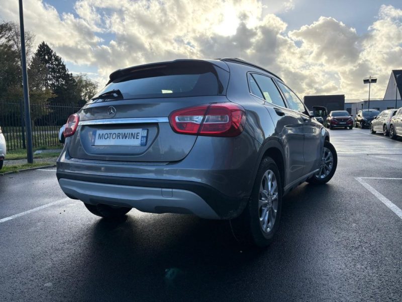 MERCEDES GLA 200 2.2 CDI 136ch 🚙📘 1ère main 🧾 Suivi complet / Toit ouvrant 🌞 / Garantie 6 mois