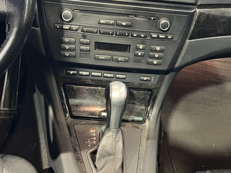 B.M.W. X3 3.0SD 286cv LUXE STEPTRONIC TOIT PANO - SIEGES CHAUFFANTS