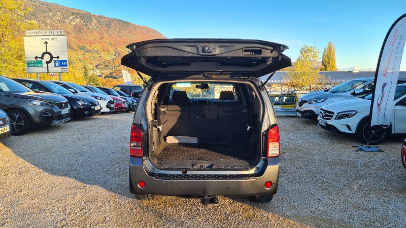 NISSAN PATHFINDER 4x4 - 2.5 DCi Boite Automatique 7Places
