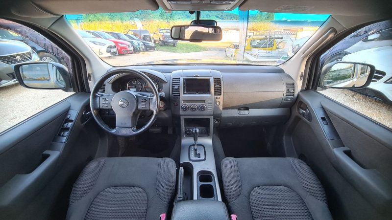 NISSAN PATHFINDER 4x4 - 2.5 DCi Boite Automatique 7Places