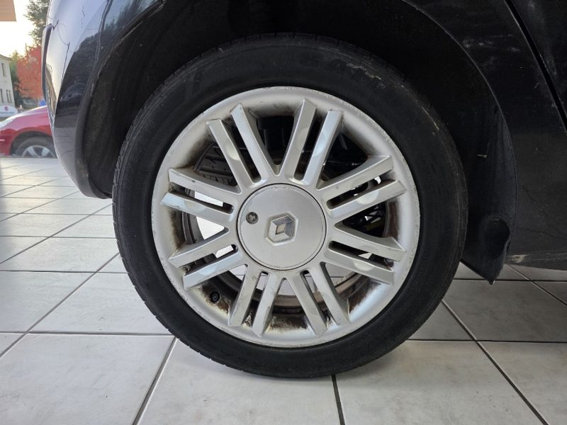 RENAULT MODUS 1.5 DCI 85CH  EXPRESSION ANNEE 2009 270000KM