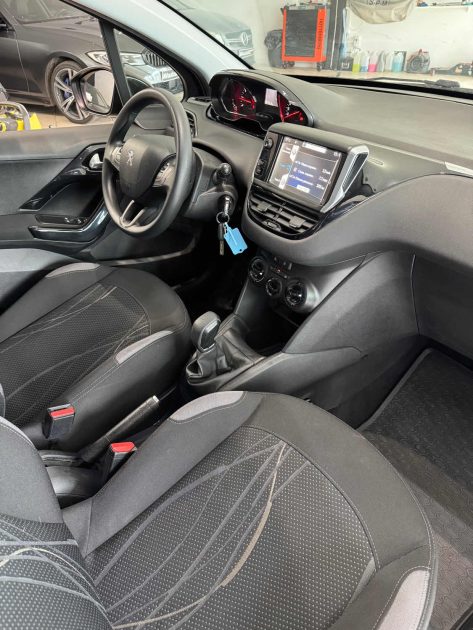 Peugeot 208 1.4 VTI 95ch Allure - 98.000 km - Moteur à Chaîne - Révisée - CT Ok- - Garantie 1an