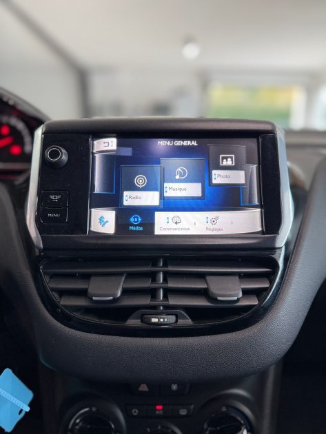 Peugeot 208 1.4 VTI 95ch Allure - 98.000 km - Moteur à Chaîne - Révisée - CT Ok- - Garantie 1an