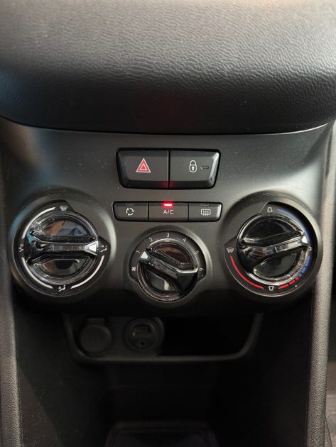 Peugeot 208 1.4 VTI 95ch Allure - 98.000 km - Moteur à Chaîne - Révisée - CT Ok- - Garantie 1an