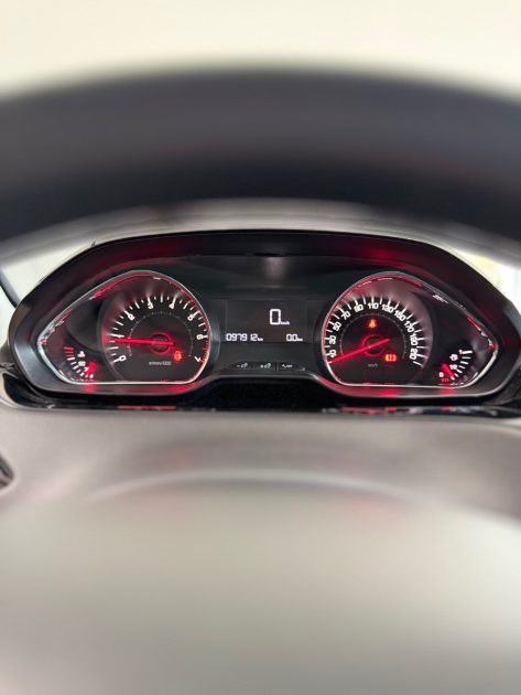 Peugeot 208 1.4 VTI 95ch Allure - 98.000 km - Moteur à Chaîne - Révisée - CT Ok- - Garantie 1an