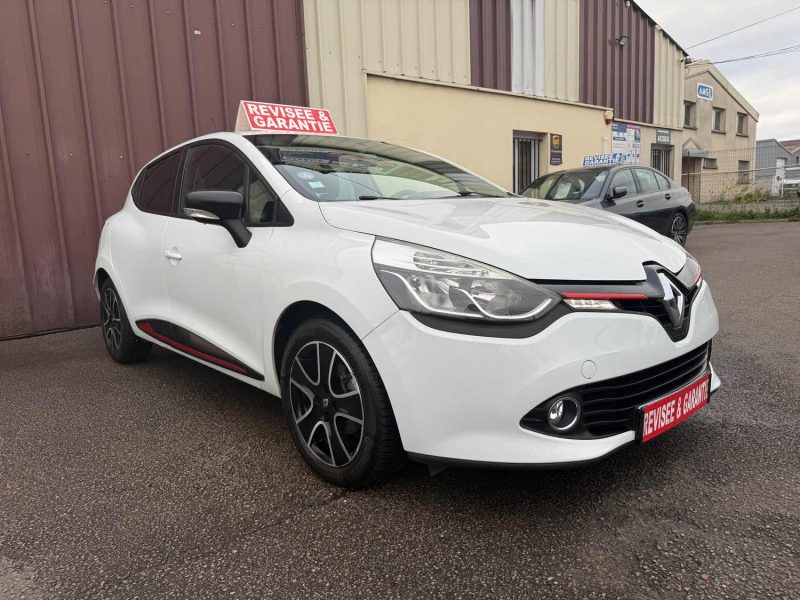 RENAULT CLIO 4 1.2 TCE - 16V TURBO 120CV BOITE AUTOMATIQUE 2013