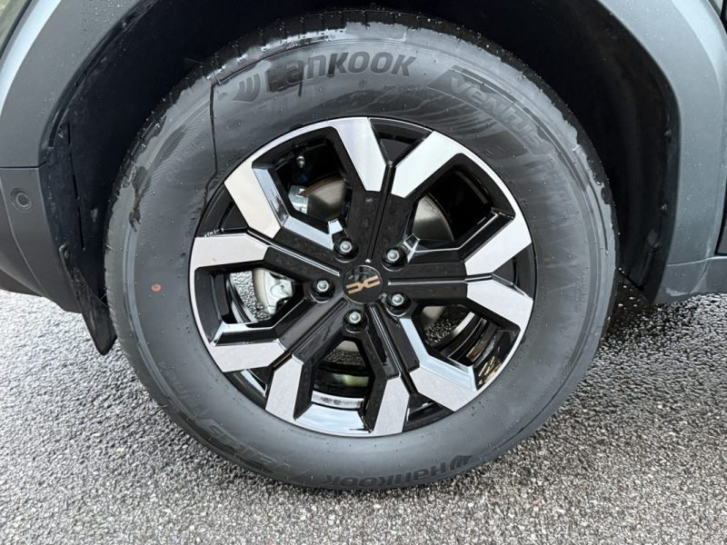 Dacia Duster MILD HYBRID 130 4X2 EXTREME Pack Techno / Pack City / Pack Cold