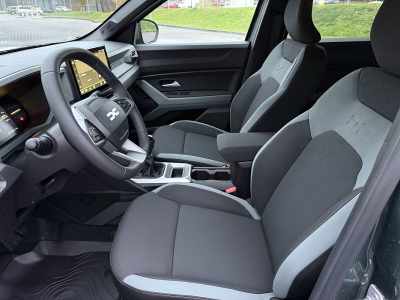 Dacia Duster MILD HYBRID 130 4X2 EXTREME Pack Techno / Pack City / Pack Cold