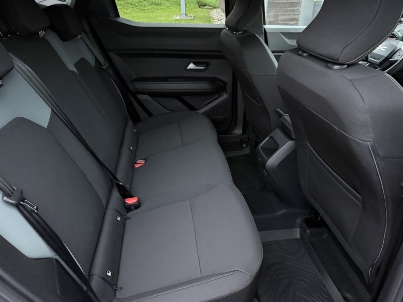 Dacia Duster MILD HYBRID 130 4X2 EXTREME Pack Techno / Pack City / Pack Cold